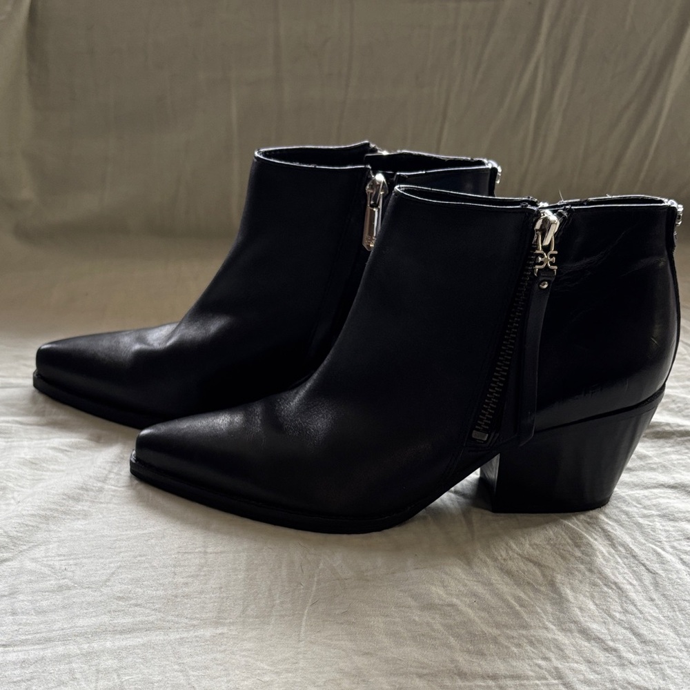 Sam Edelman Sleek Black Ankle Boots with Zipper